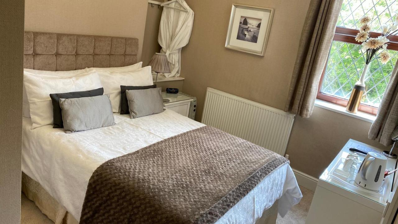 Bridge Farm Hotel Λιντς Εξωτερικό φωτογραφία