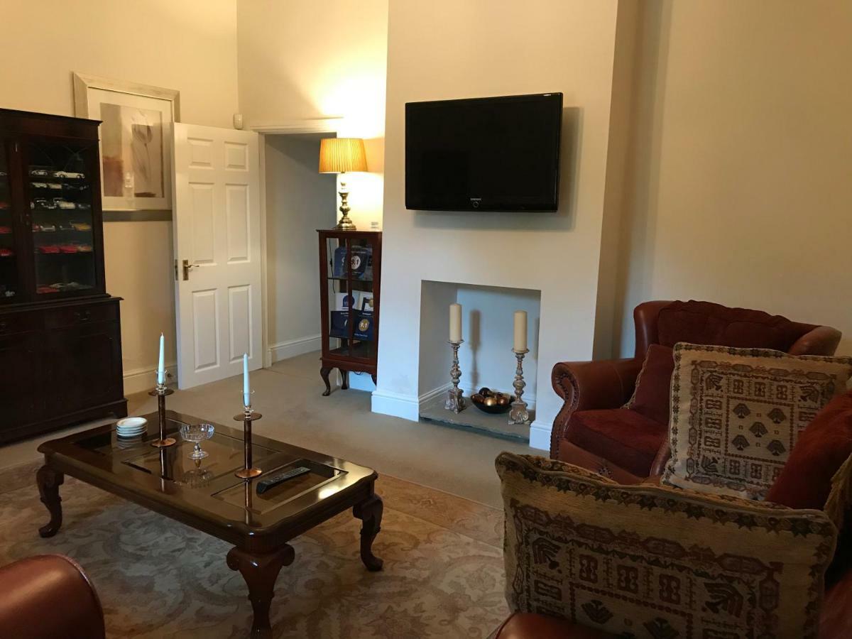 Bridge Farm Hotel Λιντς Εξωτερικό φωτογραφία